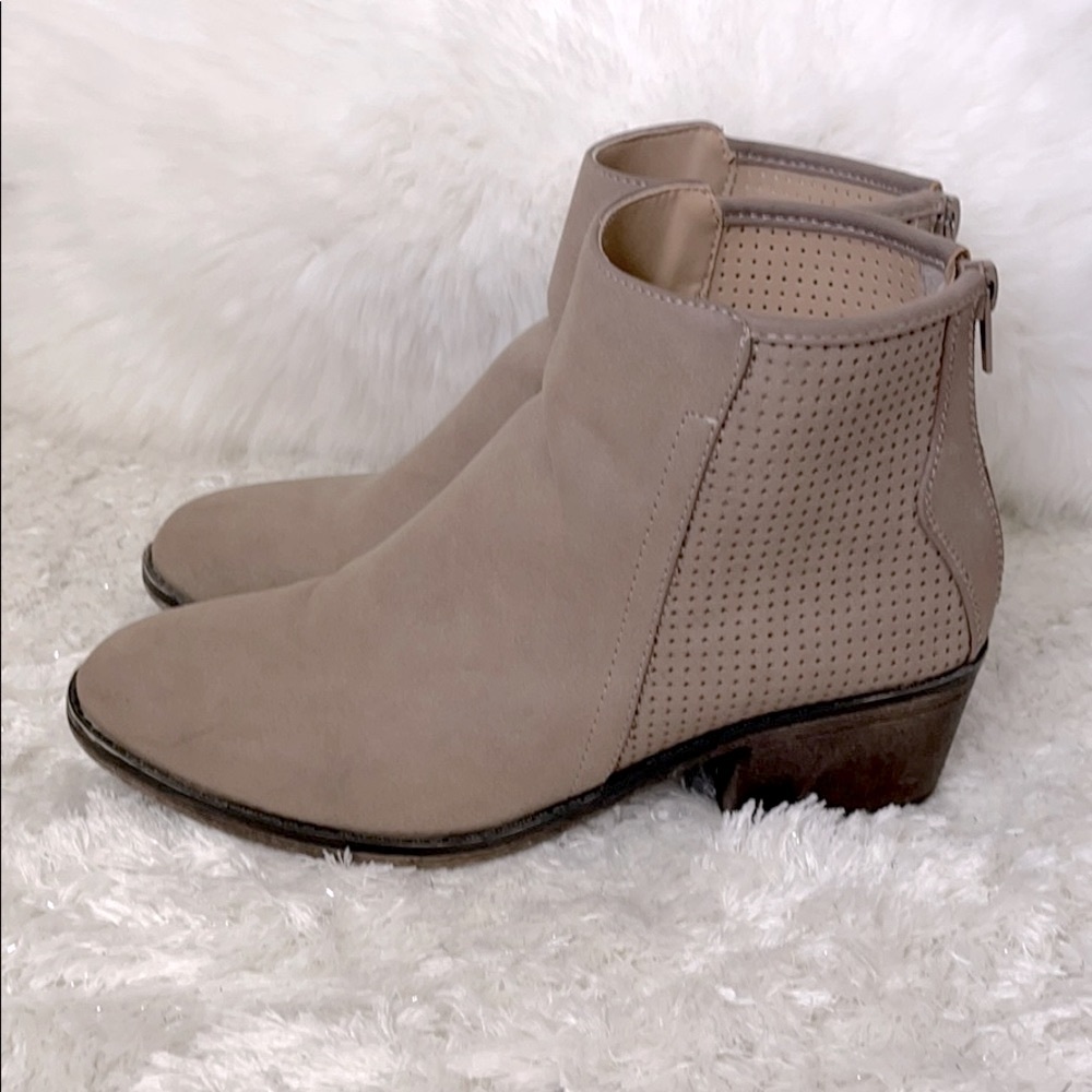 Ankle booties🤎